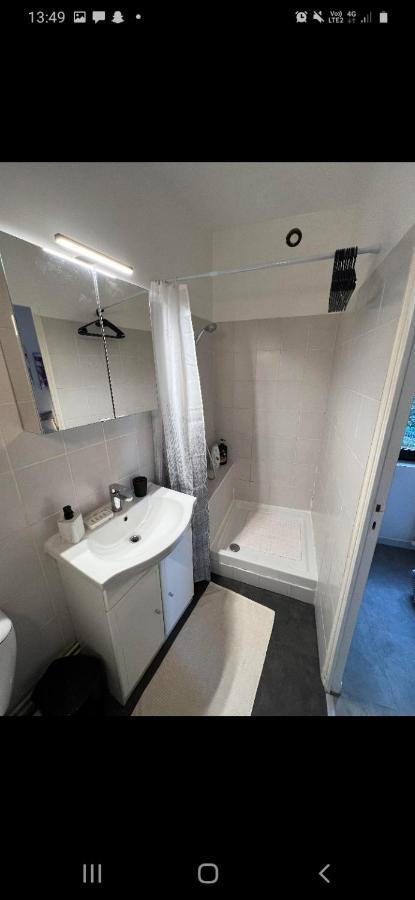 T2 Proche Gare Avec Wifi 1Er Etage Apartment Chartres Exterior foto